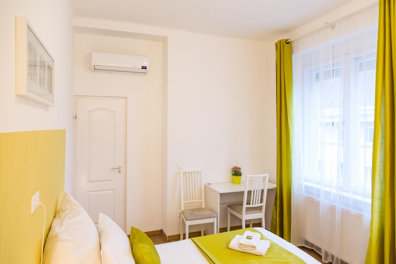 בודפשט Balaton Delux Apartment מראה חיצוני תמונה